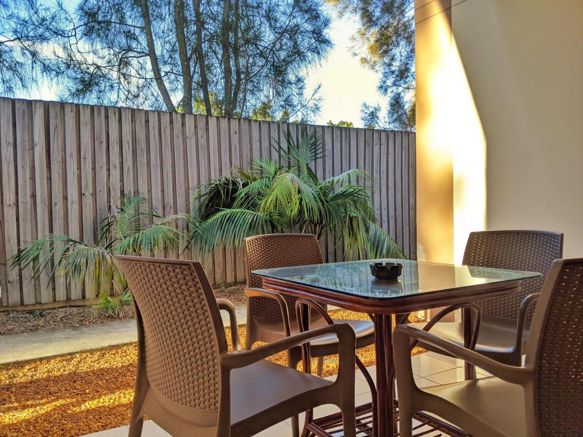 Novena Palms Motel Brisbane Eksteriør billede